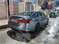 نيسان ألتيما